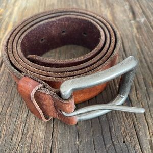 Brown Eddie Bauer men’s 38” leather belt